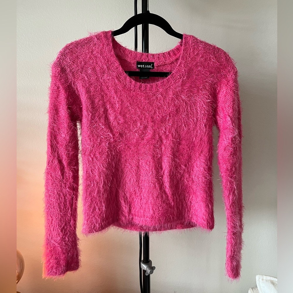 Wet Seal fuzzy hot pink cropped sweater medium